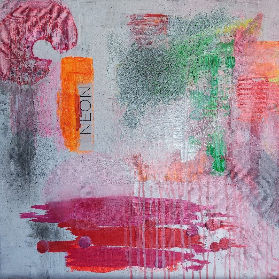 Abstraktes Acrylgemälde "Neon" von Simone Kratzsch, 60x60cm. Lebendige Farben wie Orange, Rosa, Grün und Grau bilden dynamische Formen und Texturen.