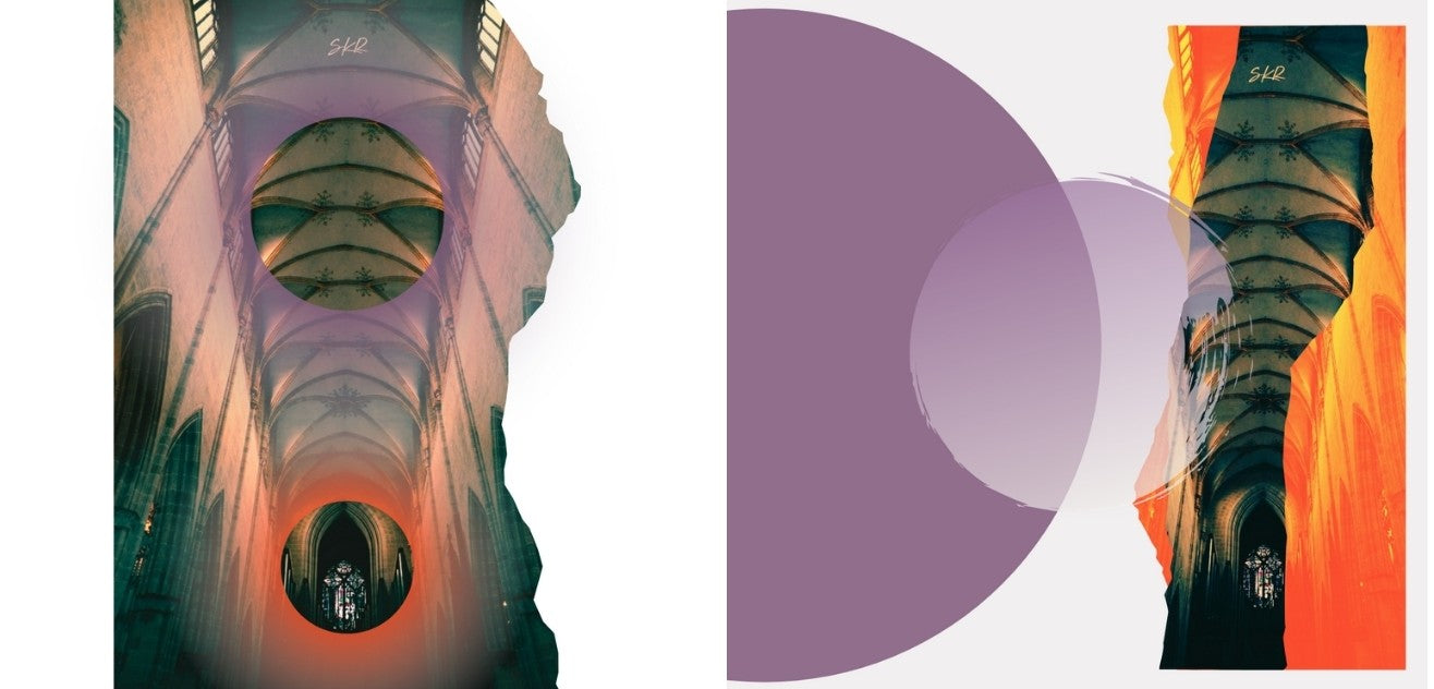 Digitales Fotokunstwerk "Fall" von Simone Kratzsch. Fragmentarische Ansicht eines gotischen Gewölbes mit markanten Rippen und einem Fenster am Ende, überlagert von abstrakten, transparenten violetten und hellvioletten Kreisen sowie einer organisch wirkenden, orangefarbenen Form am rechten Bildrand.