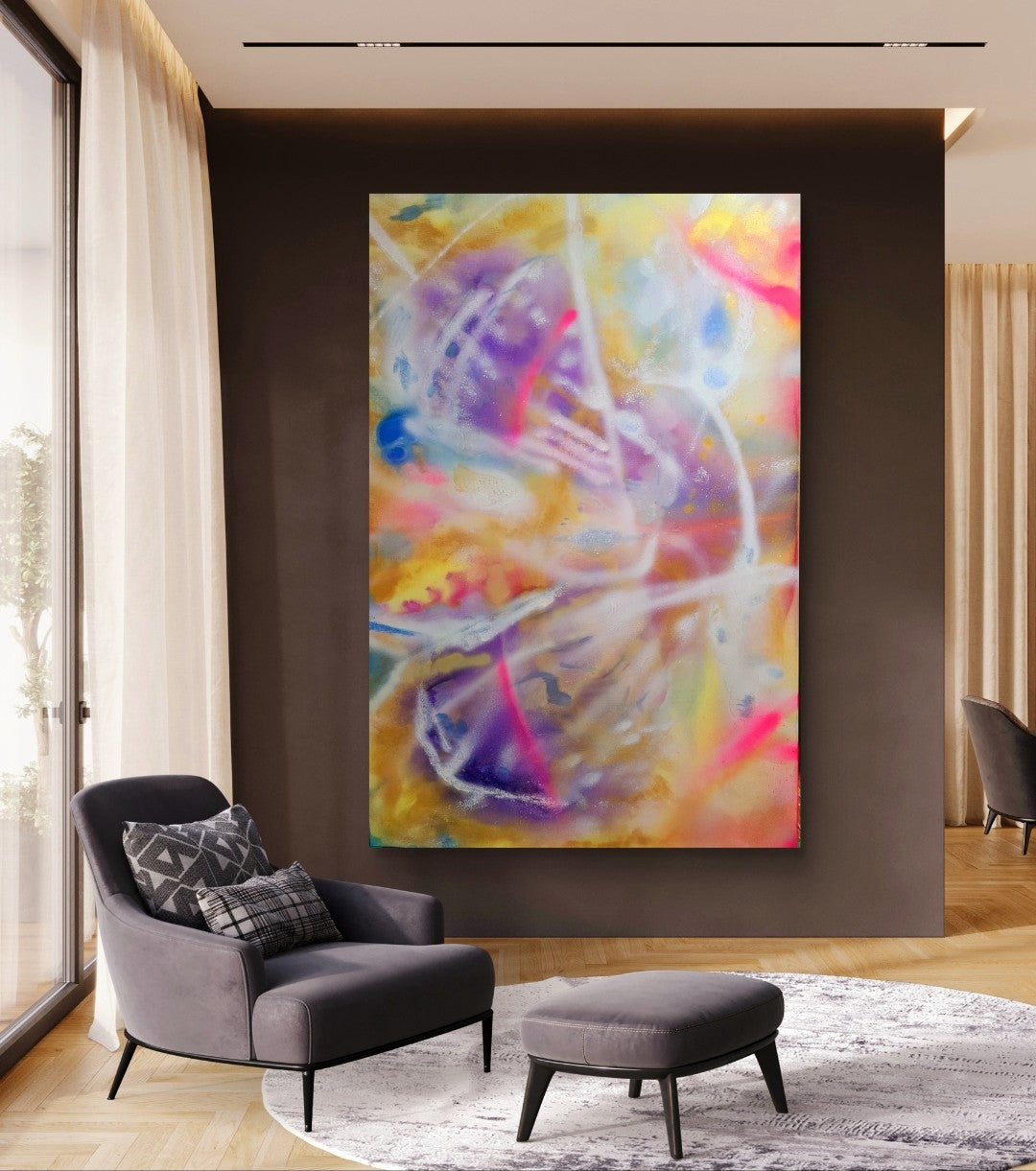Großformatiges abstraktes Acrylgemälde "Diamant" von Sandra Conrad, dominiert von einer Mischung aus zarten Pastellfarben, Gold, Gelb und leuchtendem Pink. Die Fließtechnik erzeugt eine tiefgründige, dynamische Komposition mit hellen Lichtlinien.