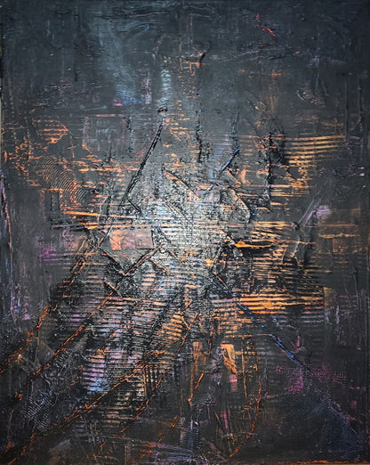 Großformatiges, horizontales Acrylgemälde "Underground" von Sandra Conrad, das von dicker, schwarzer und grauer Strukturpaste dominiert wird. Feine Linien und Spritzer in fluoriszierendem Orange, Blau, Lila und Pink setzen leuchtende Akzente.