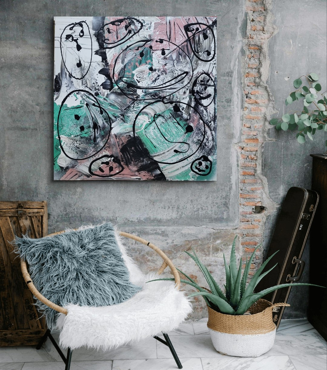 Abstraktes Acrylgemälde "Street Art" von Sandra Conrad, quadratisch. Der Hintergrund besteht aus dicken Pinselstrichen in Mintgrün, Rosa und Weiß. Darüber sind skizzenhafte, schwarze Kreise mit einfachen Gesichtern im Stil von Graffiti gezeichnet.