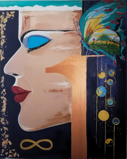 Das Gemälde zeigt das Profil eines weiblichen Gesichts mit roten Lippen und einem leuchtend blauen Auge. Aus dem Kopf wächst ein farbenprächtiger Schmetterling, dessen Flügel eine Landschaft mit Sonne und Bergen zeigen – als Symbol für die Entfaltung der Gedanken.

Rechts schweben Planeten und Sterne an goldenen Linien, während unten ein goldenes Unendlichkeitszeichen die Grenzenlosigkeit darstellt. Die Farben, besonders Blau und Gold, symbolisieren Freiheit, Weite und kosmische Verbundenheit.
