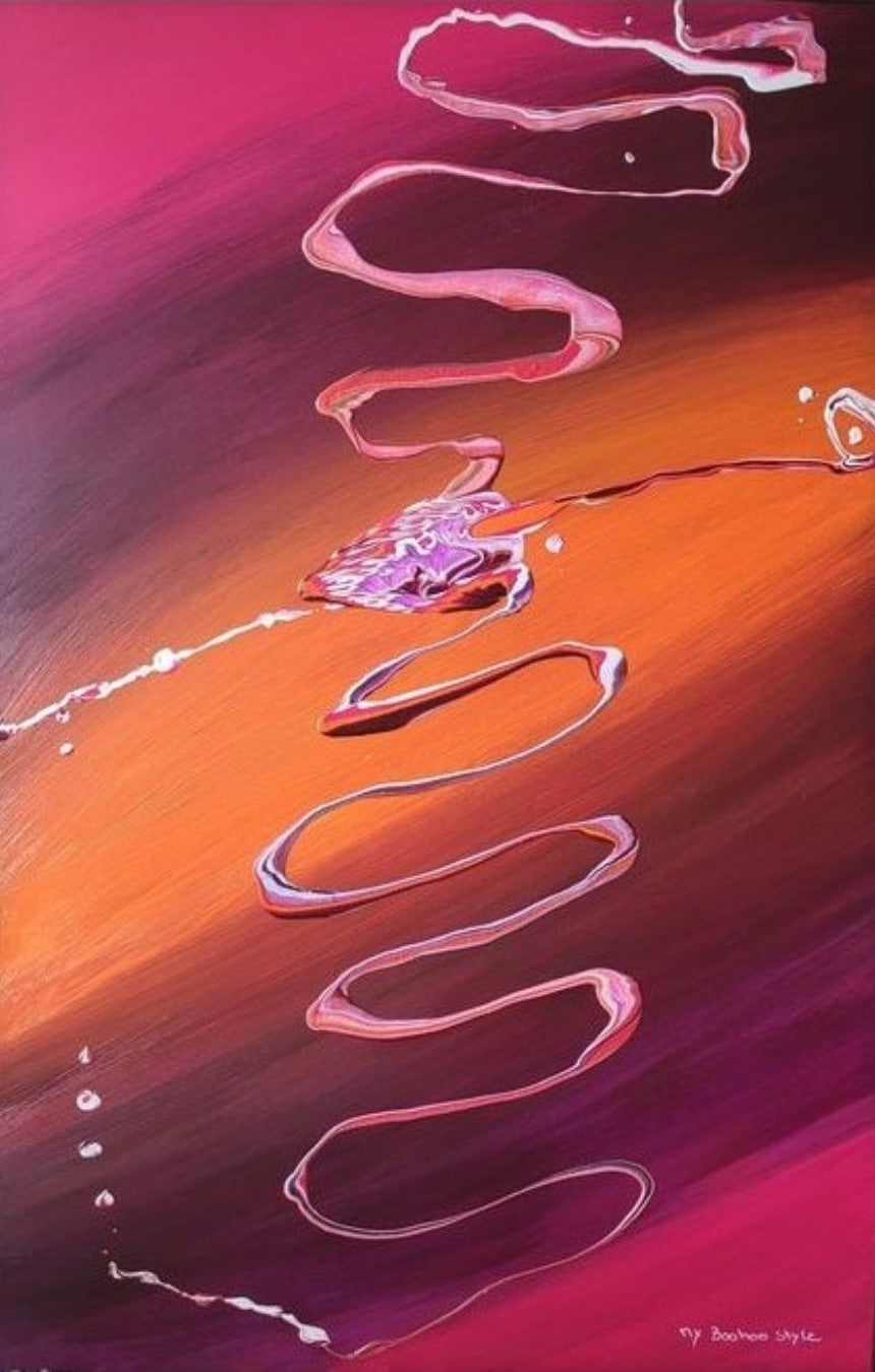 Großformatiges, vertikales Acrylgemälde "Nature" von Sandra Conrad, dominiert von fließenden Streifen in warmen Orange-, Braun- und Violetttönen. Dicke, pastose, weiße und rosafarbene Linien winden sich in Schlangenform vertikal über die Oberfläche.